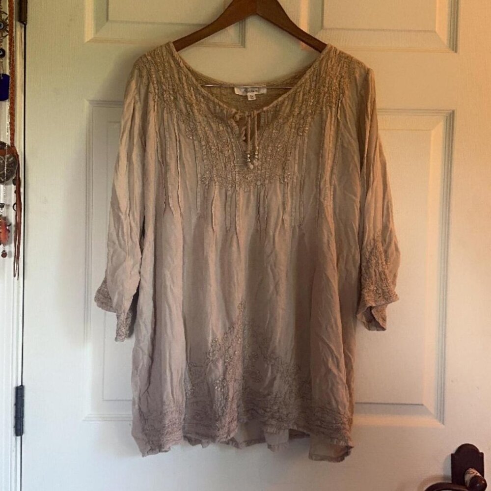 Earthy taupey beige embroidered top!